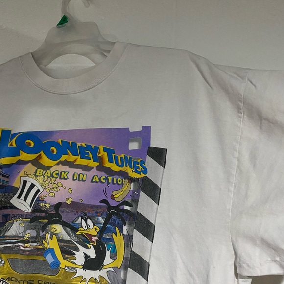 chase authentic tee xlarge looney tune race car - Picture 2 of 5